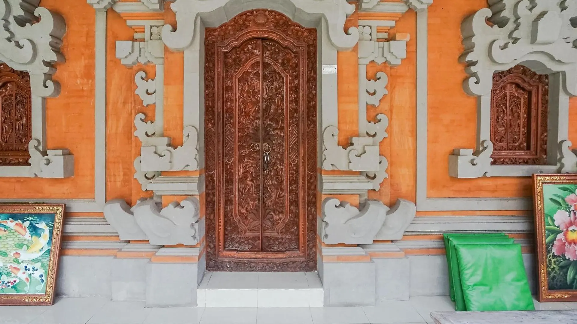 Aurora House Ubud 0*,